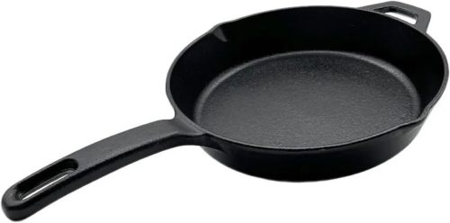 Pre-seasoned cast iron skillet with excellent heat retention, suitable for grilling, BBQ, and camping.