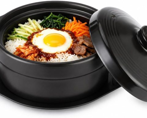 Deep Korean stone pot with lid and platter, 60 oz ceramic for soups and stews.