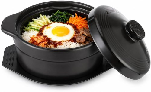 Deep Korean stone pot with lid and platter, 60 oz ceramic for soups and stews.