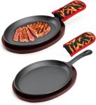 Sizzling plate with wooden base and hot mitt, cast iron fajita skillet for home and kitchen use.