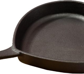 Pre-seasoned heart-shaped cast iron skillet, heavy-duty frying pan for cooking and baking, oven safe.